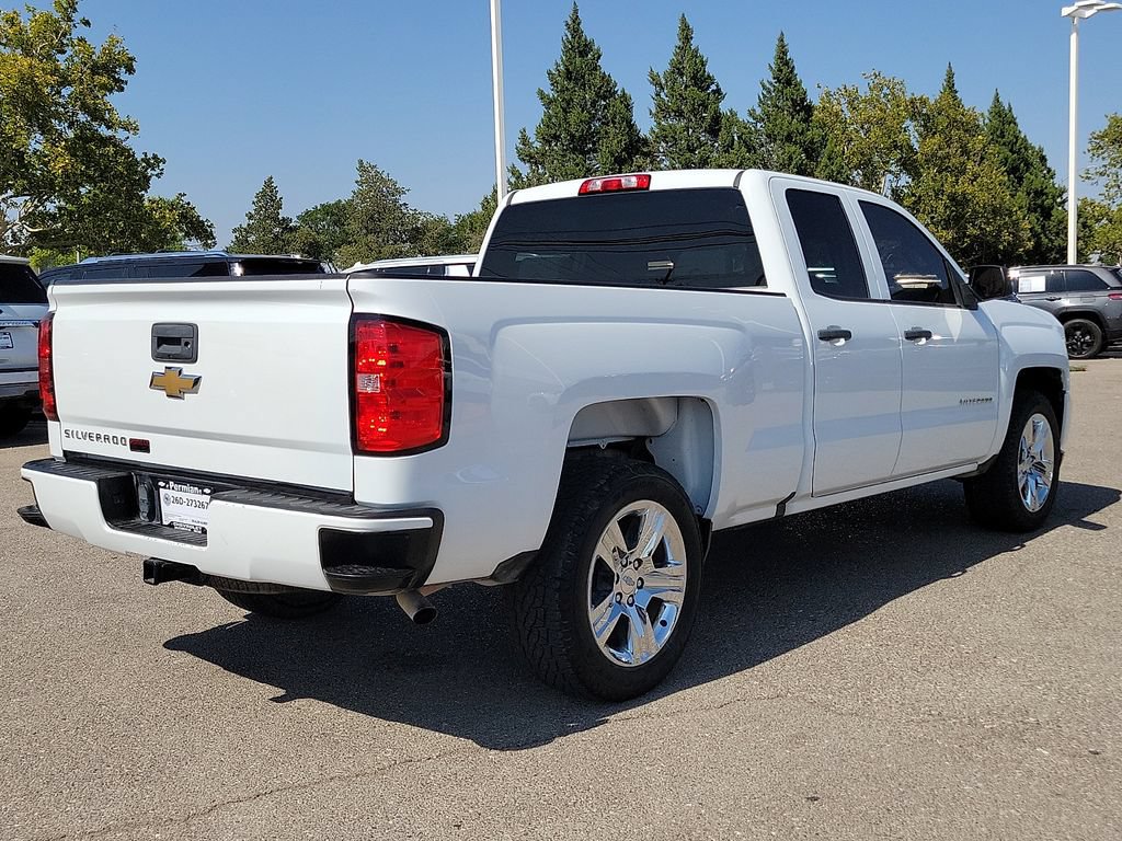 Used 2018 Chevrolet Silverado 1500 Custom w/ Custom Value Package RWD image 13