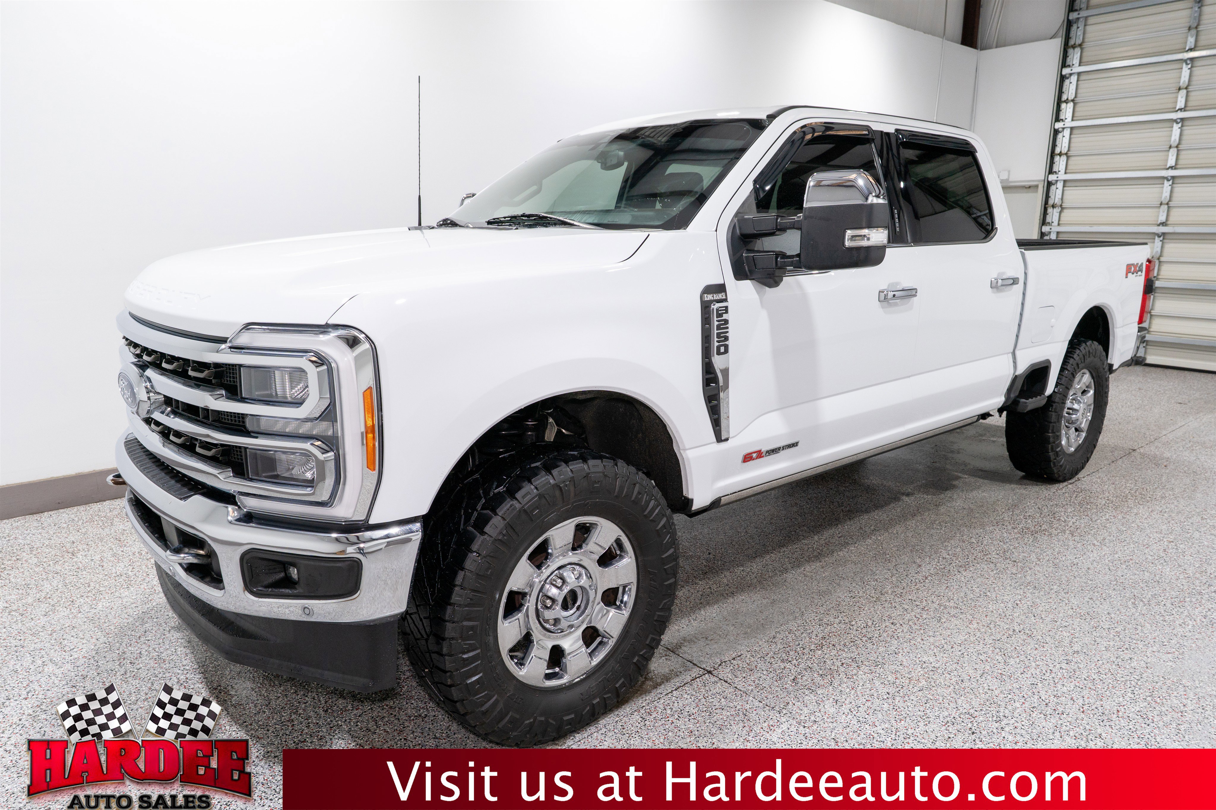 Used 2023 Ford F250 King Ranch w/ Chrome Package image 2