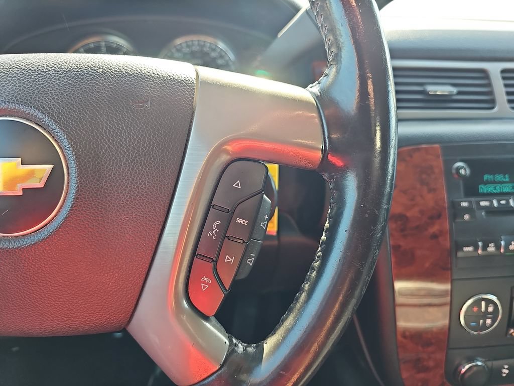Used 2013 Chevrolet Suburban LT w/ Texas Edition RWD image 18