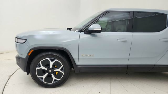 Used 2023 Rivian R1T Adventure image 9