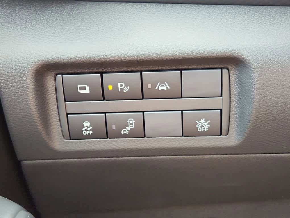 New 2025 Nissan Kicks Play S FWD image 16