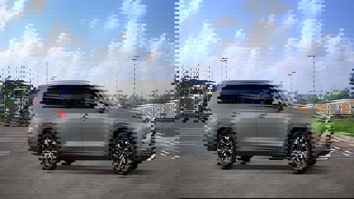 New 2026 Toyota Grand Highlander AWD Hybrid image 13