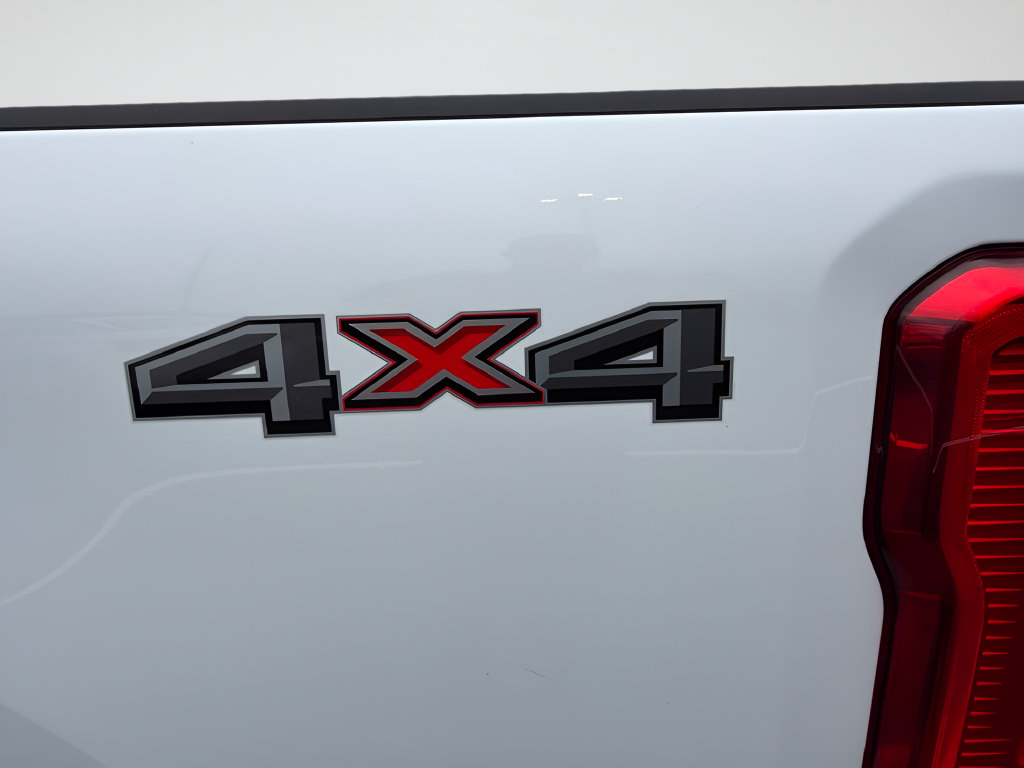 Used 2025 Ford F250 XLT AWD/4WD image 16