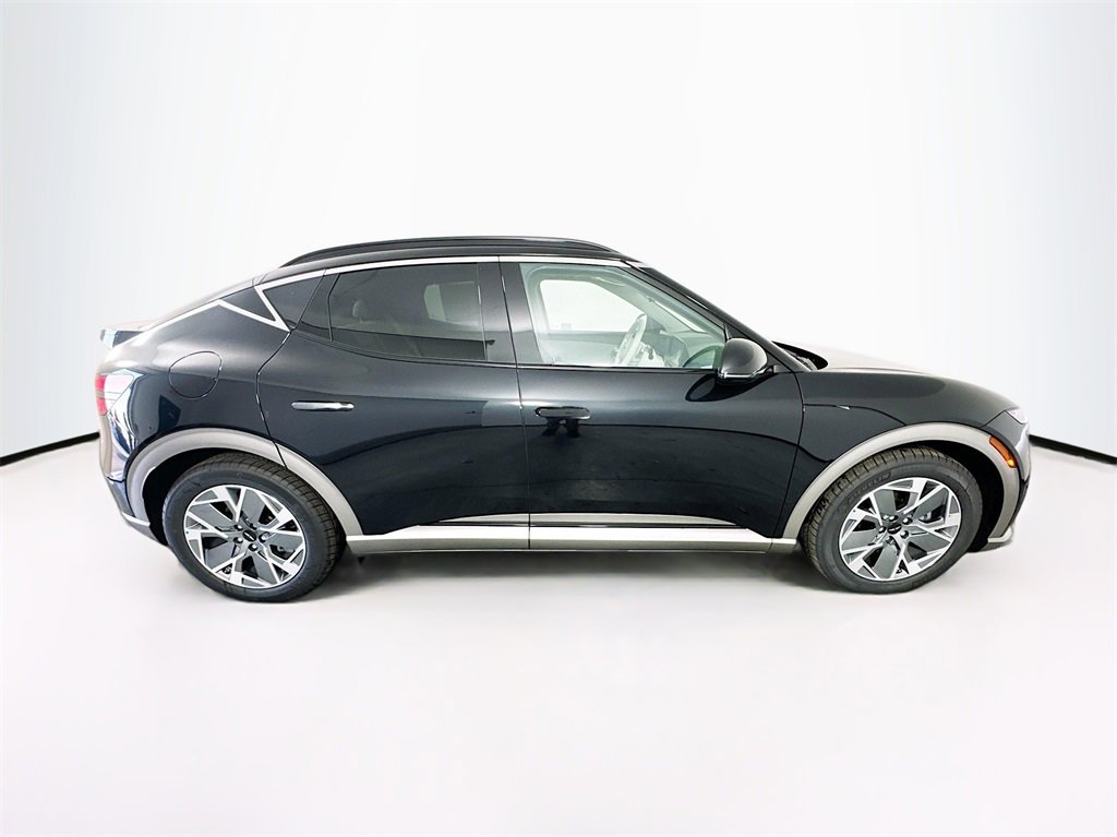 Certified 2025 Genesis GV60 Advanced image 8