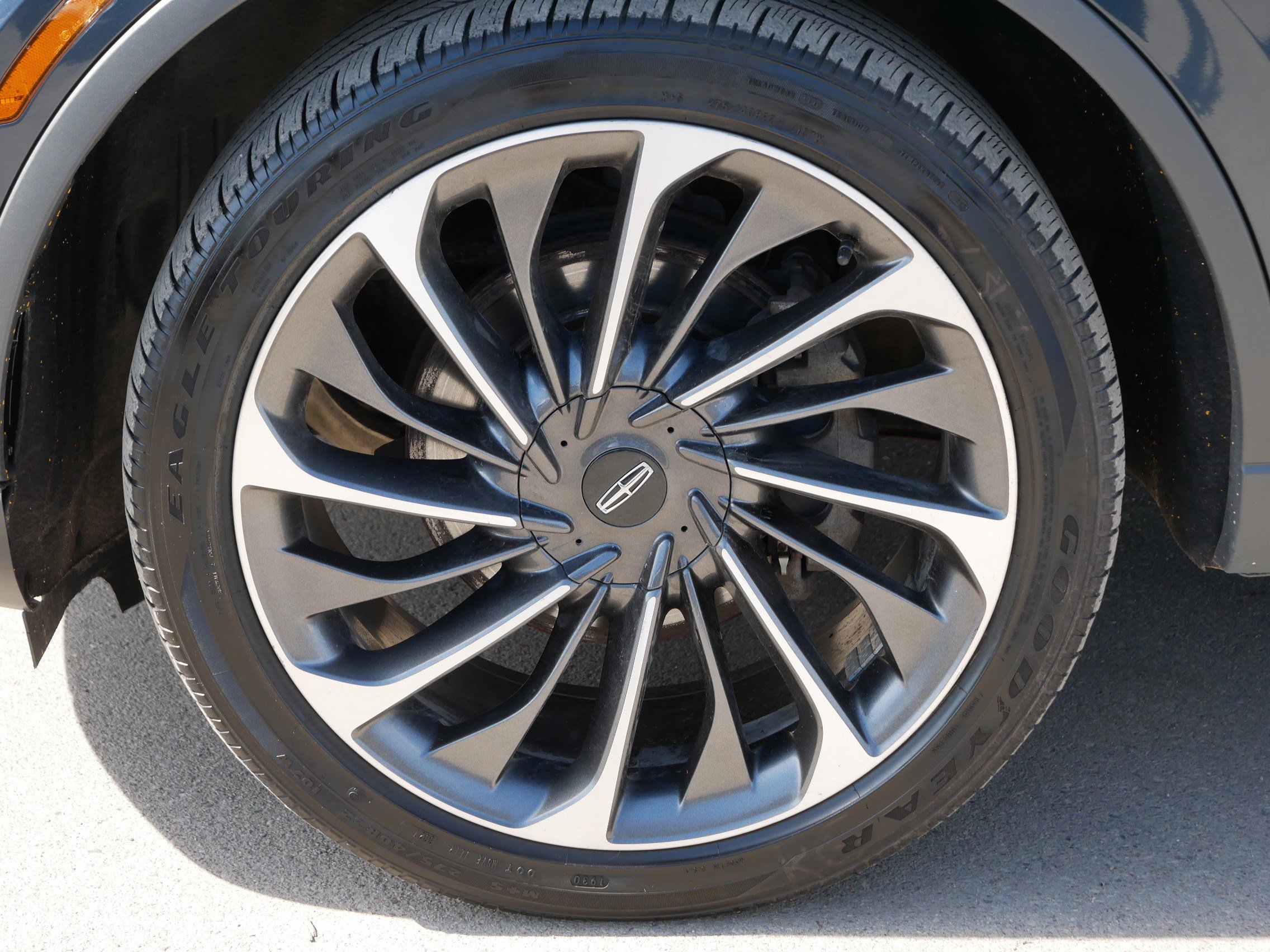 Used 2022 Lincoln Aviator Reserve w/ Equipment Group 201A AWD/4WD image 15