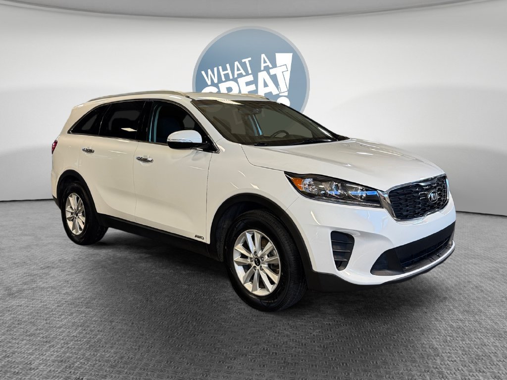 Used 2019 Kia Sorento AWD w/ LX Convenience Package image 1