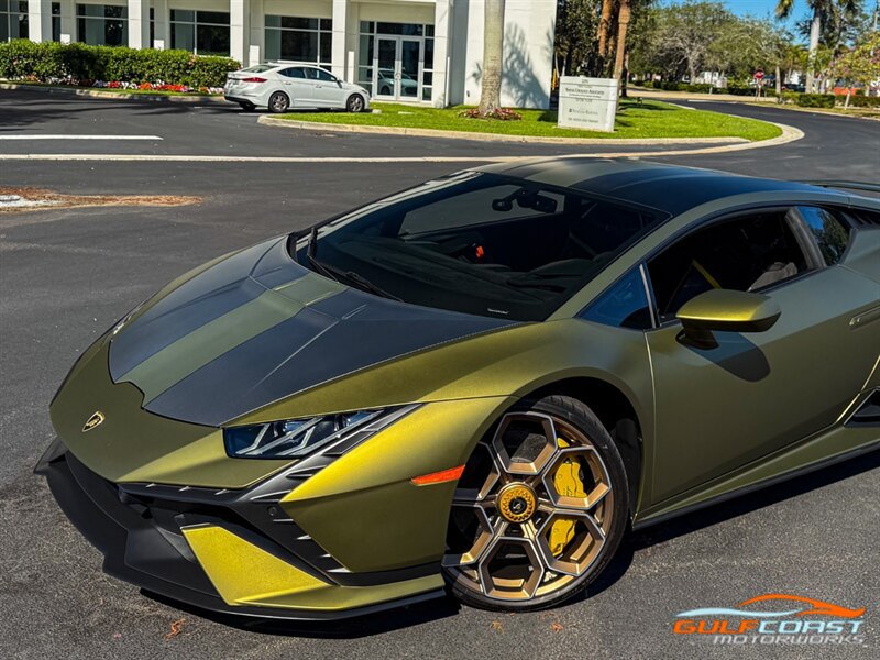 Used 2023 Lamborghini Huracan Tecnica RWD image 9