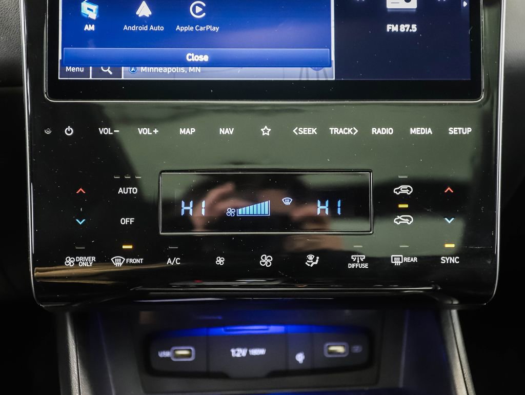 Used 2024 Hyundai Tucson Limited image 18