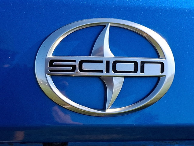 Used 2016 Scion iA FWD image 9