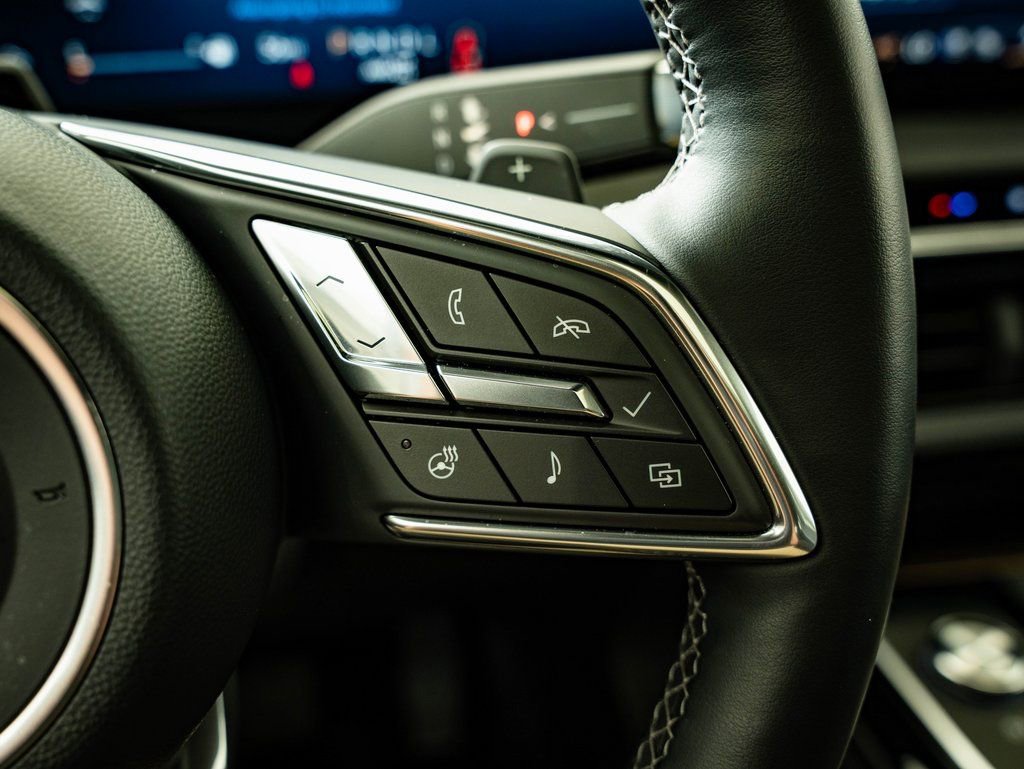 Used 2025 Buick Enclave Avenir w/ Super Cruise Package image 31