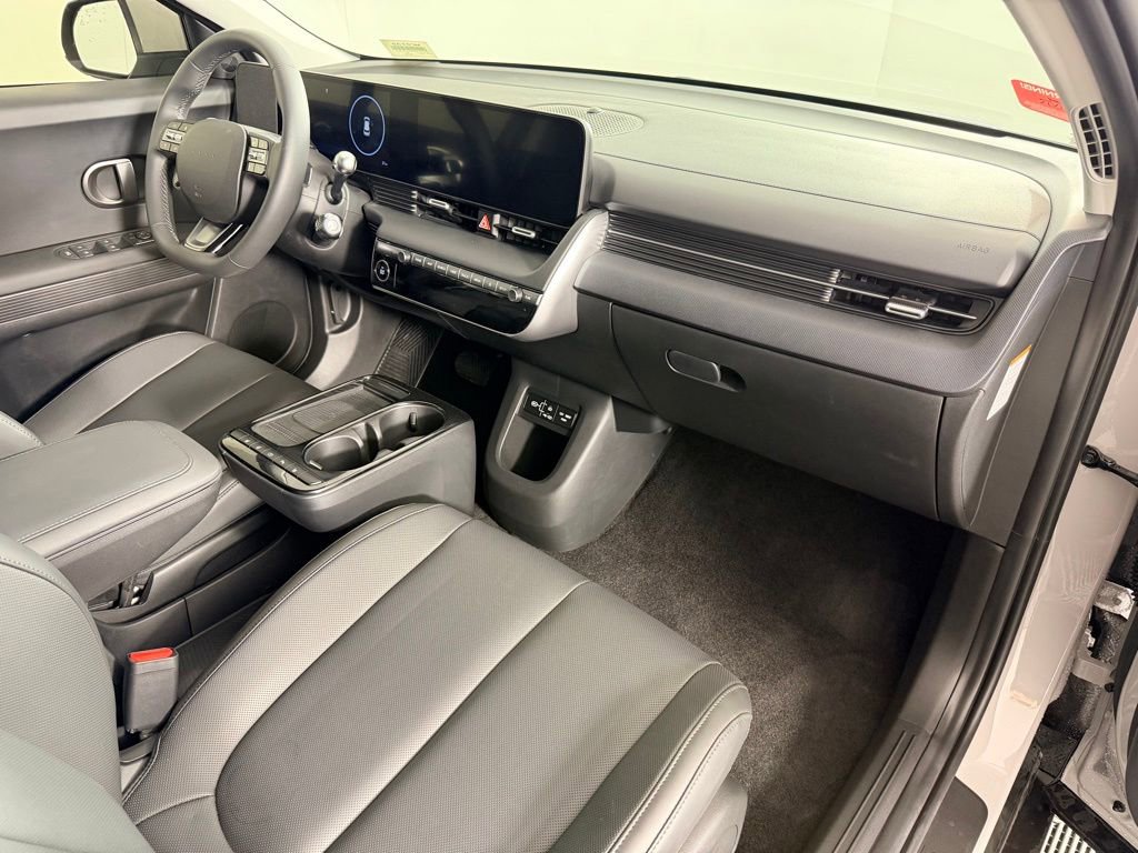 Used 2025 Hyundai Ioniq 5 SEL image 40