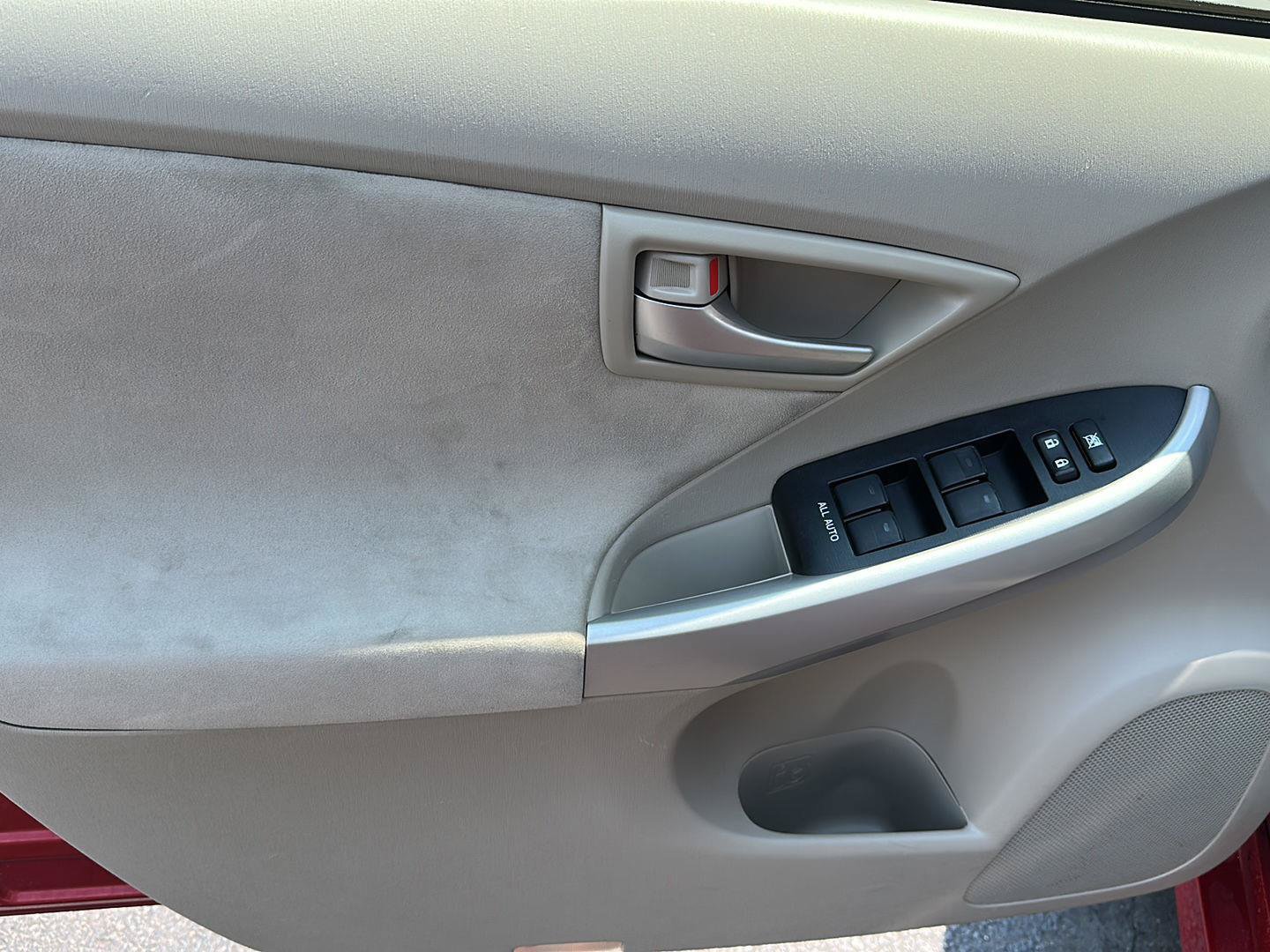 Used 2013 Toyota Prius Three FWD image 4