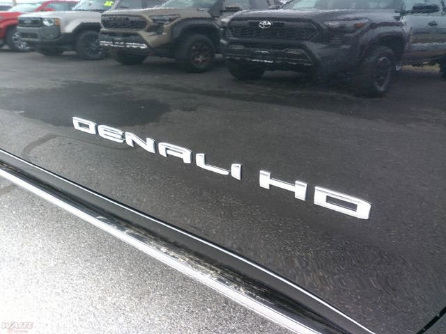 Used 2024 GMC Sierra 3500 Denali w/ Denali Reserve Package image 12