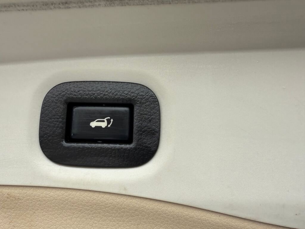 Used 2014 Nissan Rogue SL image 31