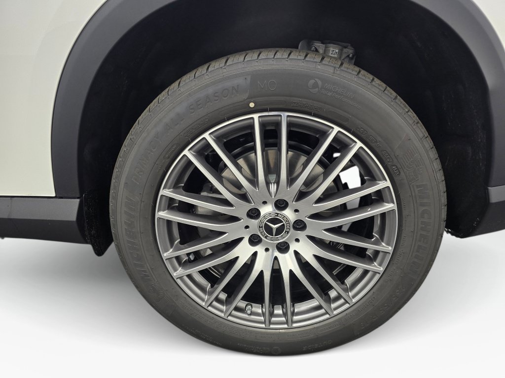New 2026 Mercedes-Benz GLC 300 4MATIC image 19