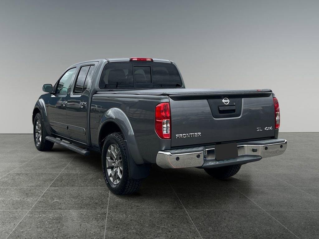 Used 2017 Nissan Frontier SL image 5