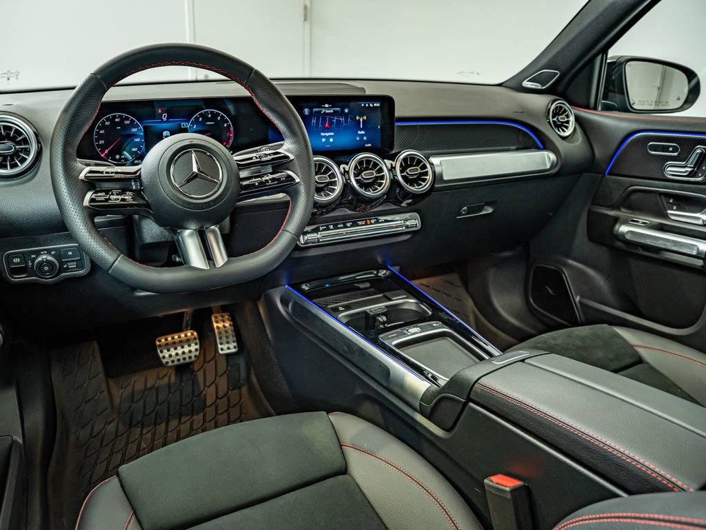 Certified 2024 Mercedes-Benz GLB 250 4MATIC image 32