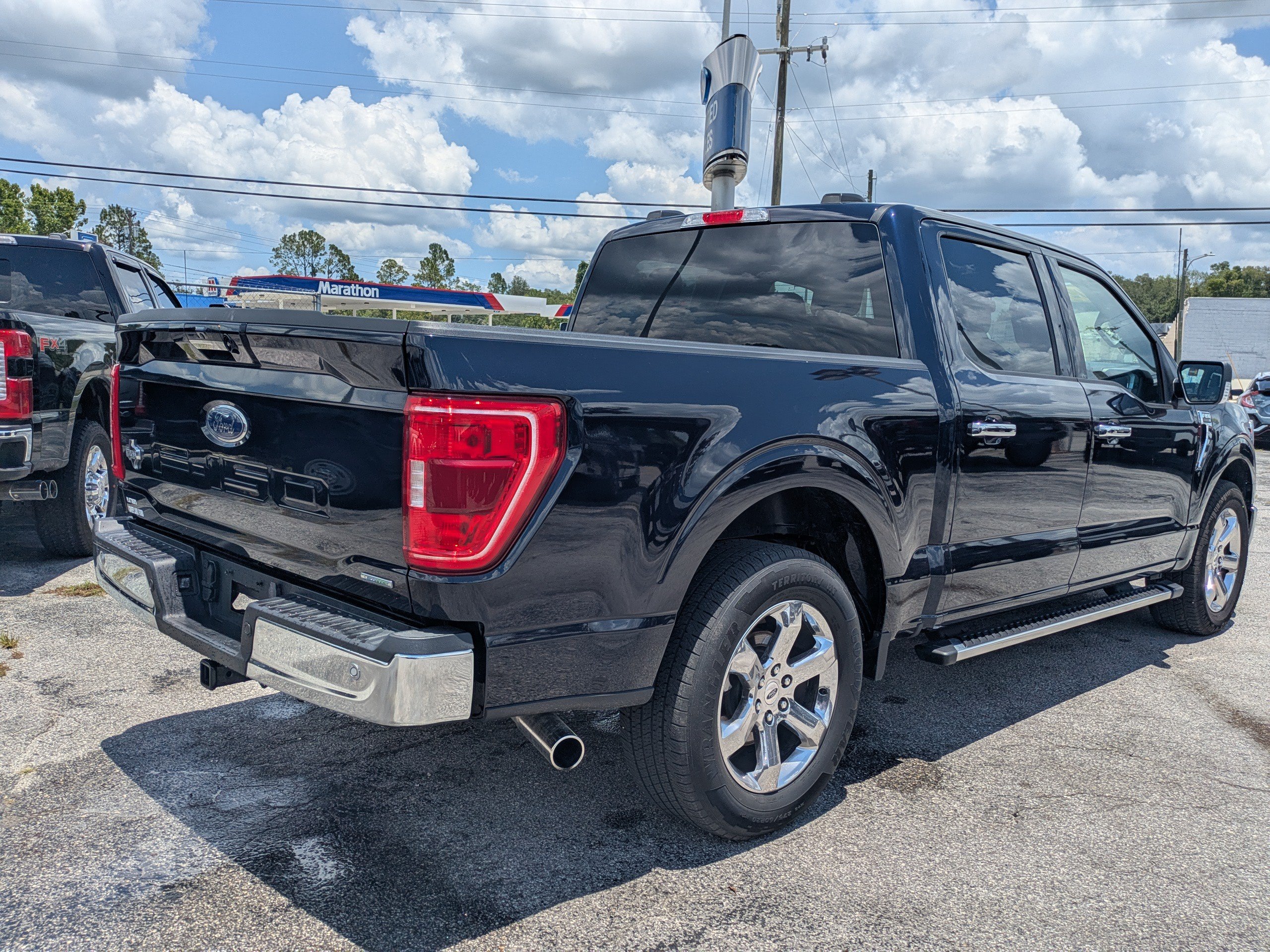Used 2023 Ford F150 XLT w/ Equipment Group 302A High RWD image 4