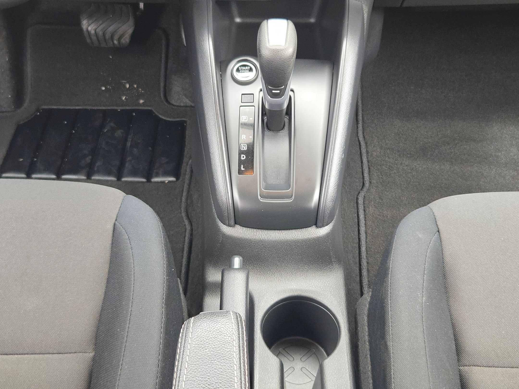 Certified 2025 Nissan Kicks Play S FWD image 18