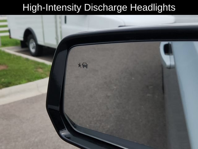 Used 2020 Chevrolet Traverse LT FWD image 38
