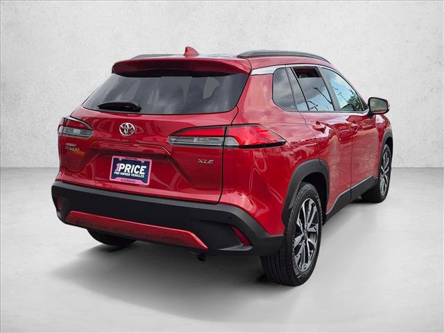 Used 2024 Toyota Corolla Cross XLE FWD image 5