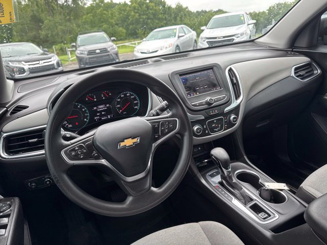 Used 2023 Chevrolet Equinox LS AWD/4WD image 12