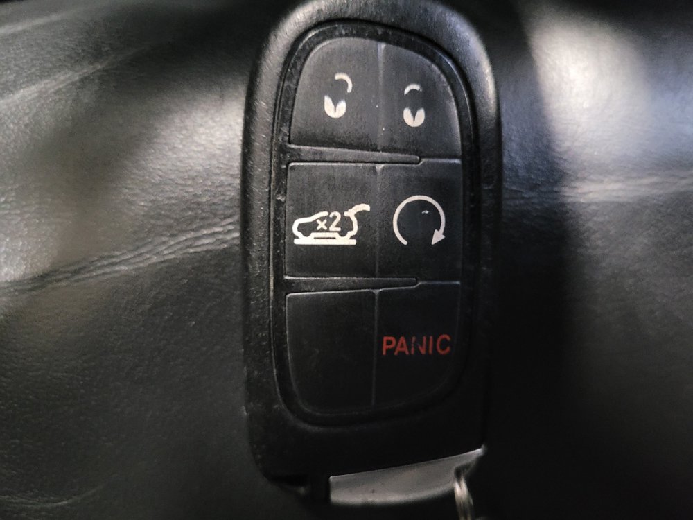 Used 2019 Jeep Cherokee Limited AWD/4WD image 32