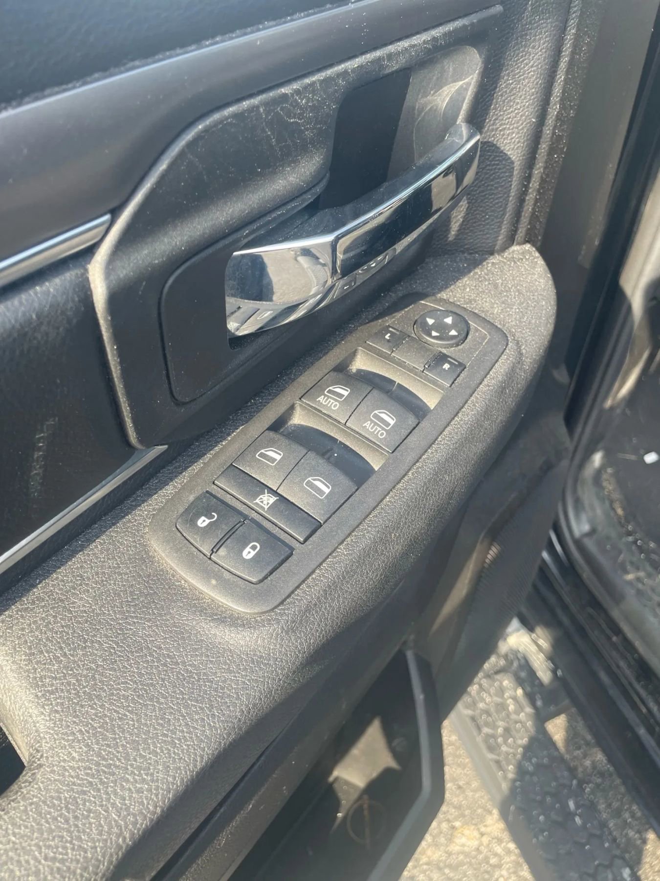 Used 2022 RAM 1500 Classic Warlock w/ Electronics Group image 14