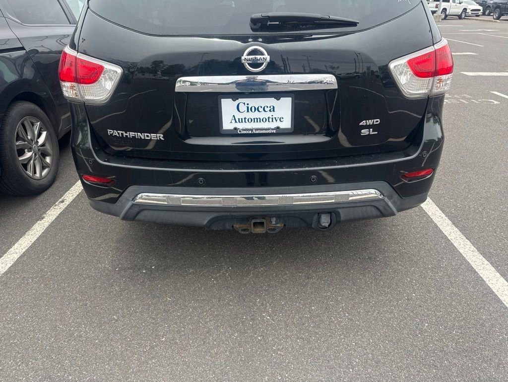 Used 2013 Nissan Pathfinder SL w/ SL Premium Pkg AWD/4WD image 3