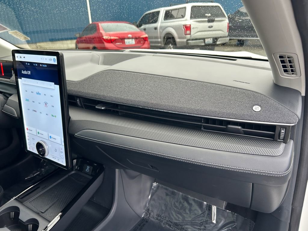 Used 2024 Ford Mustang Mach-E Premium image 26