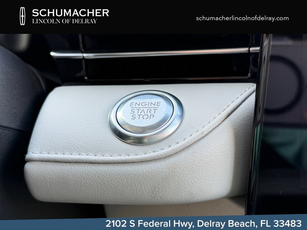New 2026 Lincoln Nautilus Reserve AWD/4WD image 16