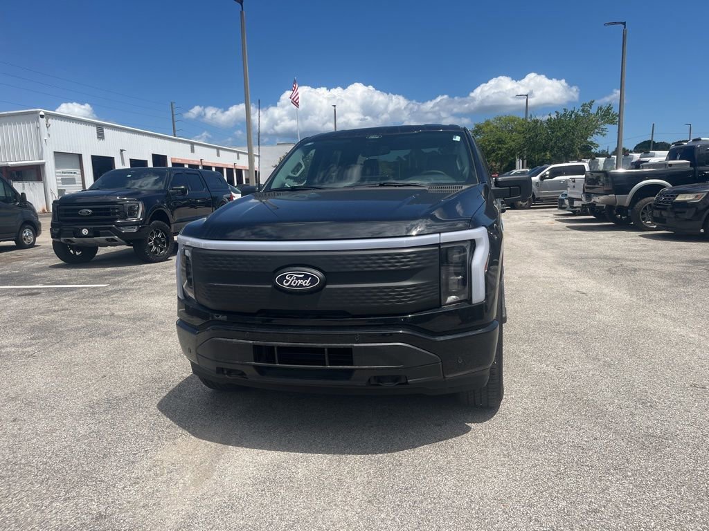 New 2025 Ford F150 Lightning Flash AWD/4WD image 2