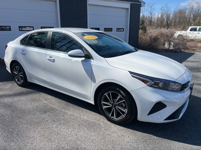 Used 2024 Kia Forte LXS image 6