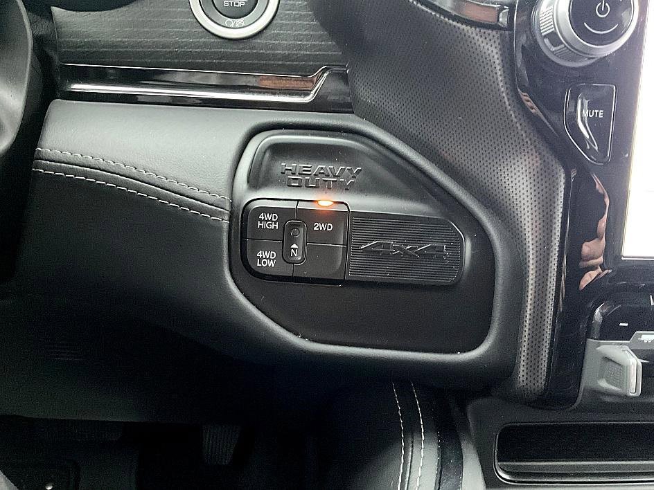 Used 2023 RAM 2500 Limited image 20