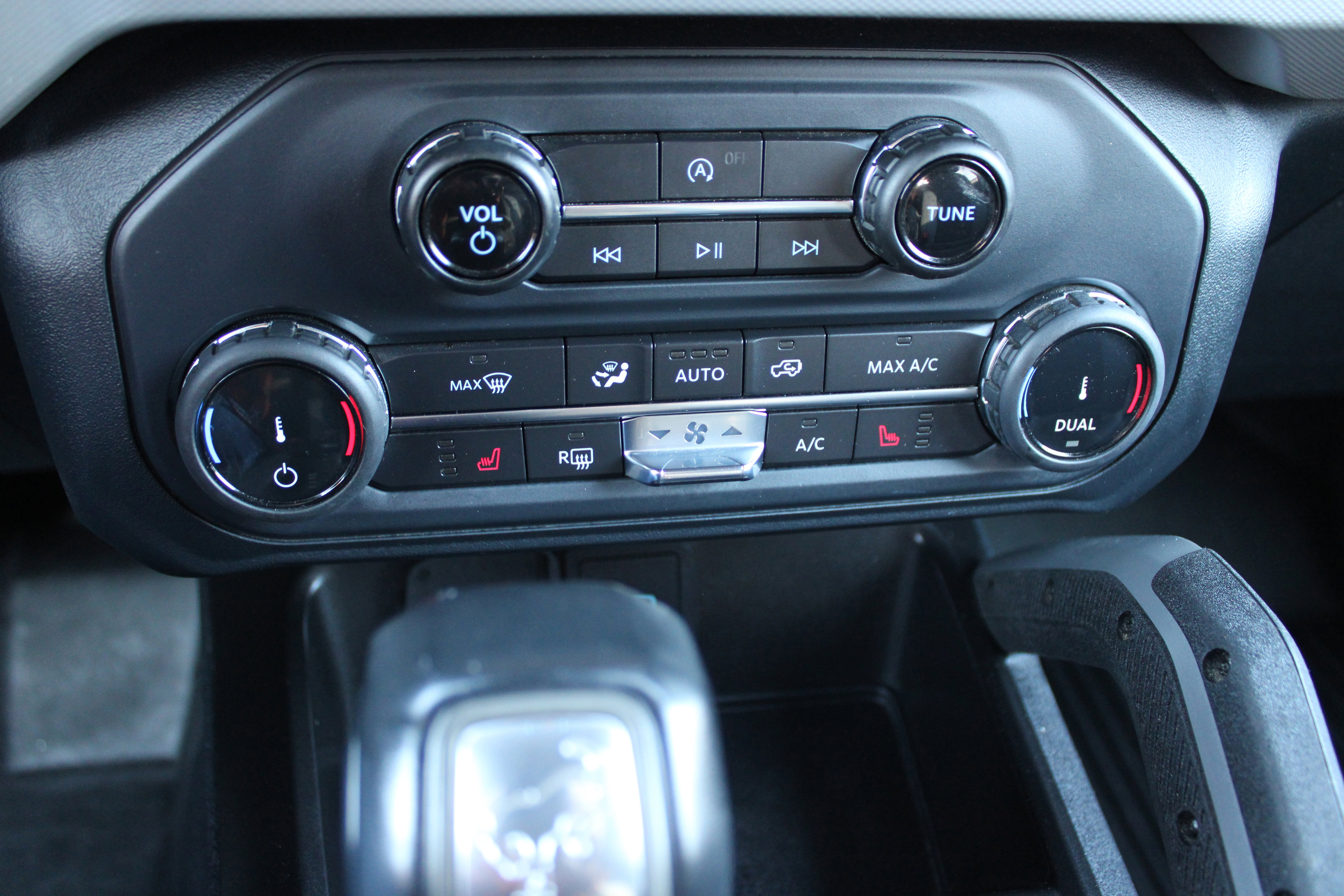 Used 2022 Ford Bronco Big Bend w/ Sasquatch Package image 21