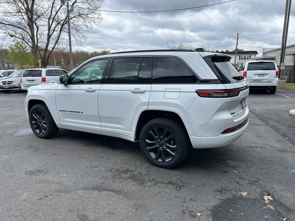 New 2026 Jeep Grand Cherokee Limited AWD/4WD image 6
