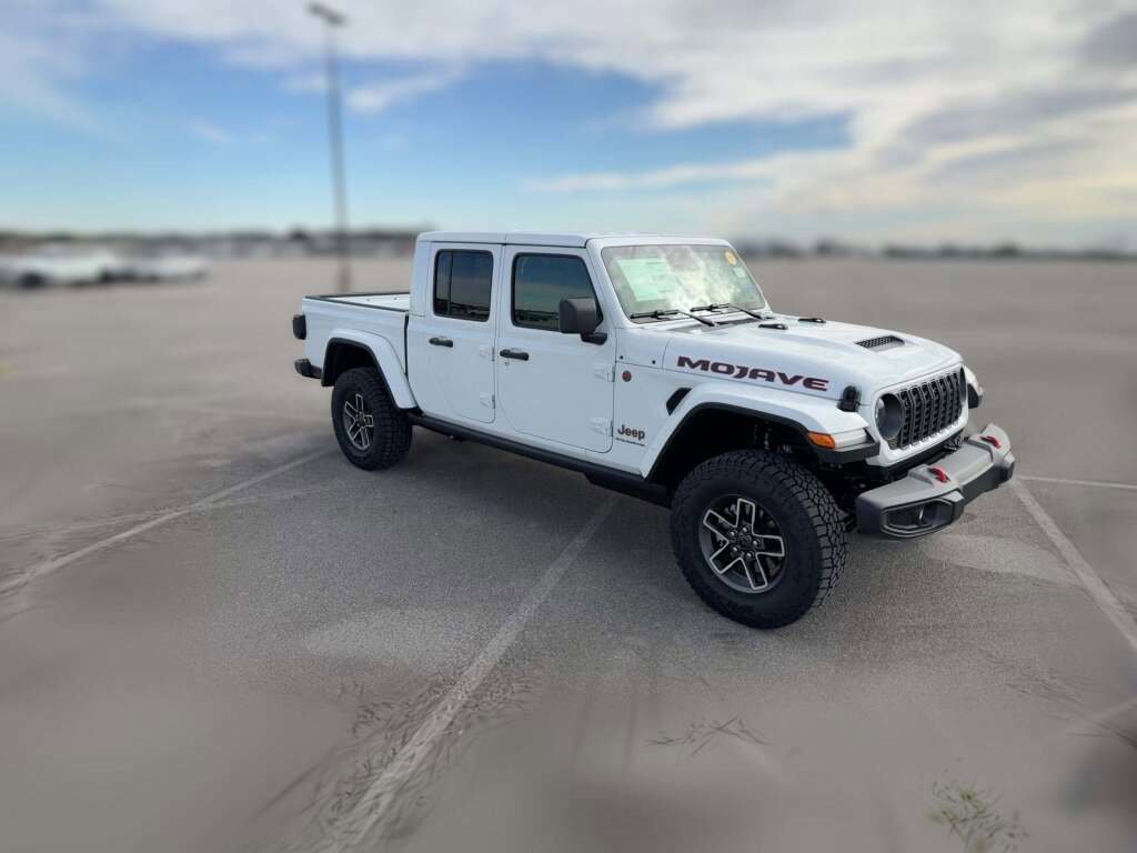 New 2026 Jeep Gladiator Mojave image 16