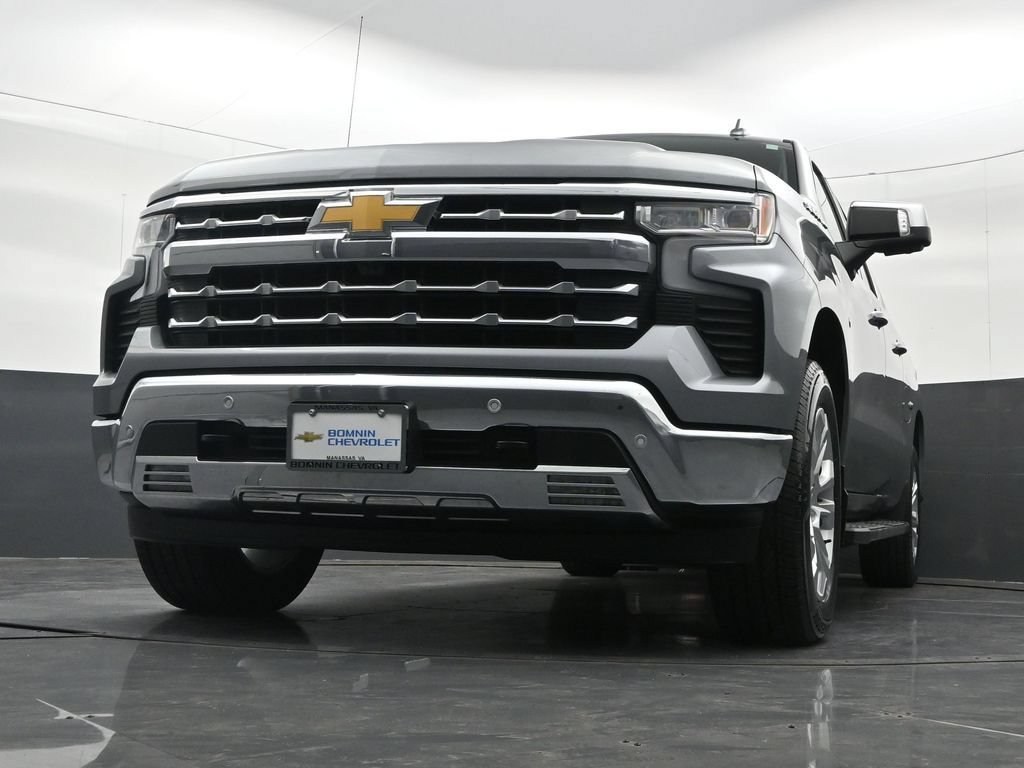 Certified 2025 Chevrolet Silverado 1500 LTZ AWD/4WD image 38
