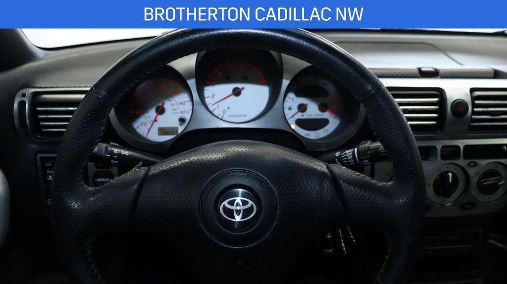 Used 2000 Toyota MR2 image 16
