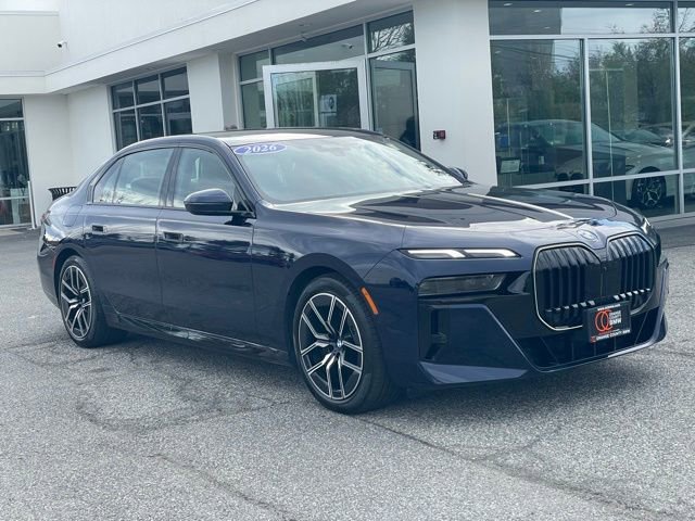 Used 2026 BMW 740i xDrive w/ Premium Package AWD/4WD image 3