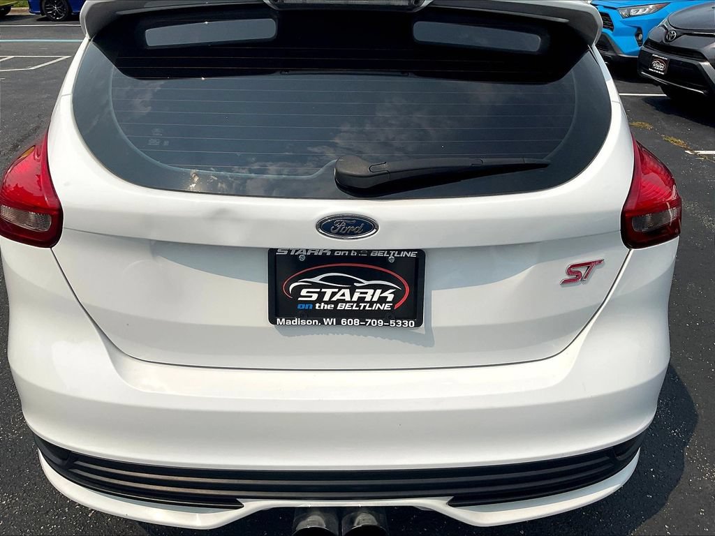 Used 2016 Ford Focus ST w/ Equipment Group 401A FWD image 24