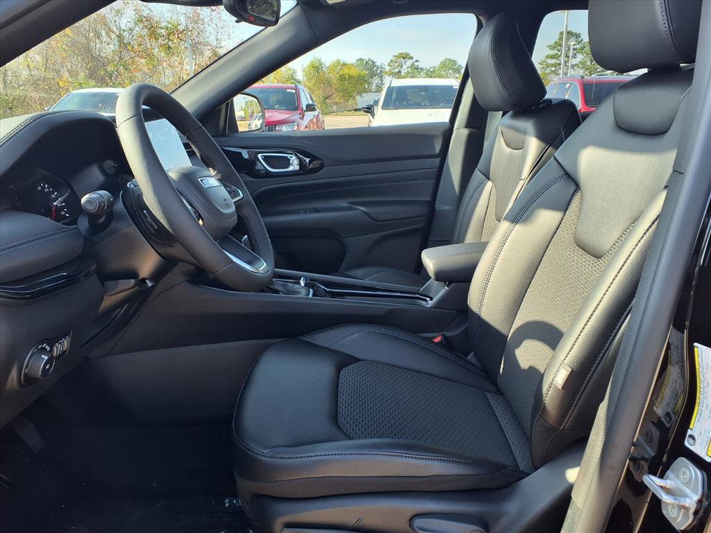 New 2026 Jeep Compass Altitude image 7