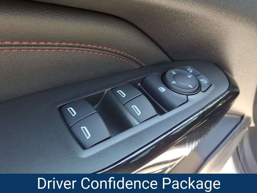 New 2026 Chevrolet Trax RS w/ Sunroof Package FWD image 19