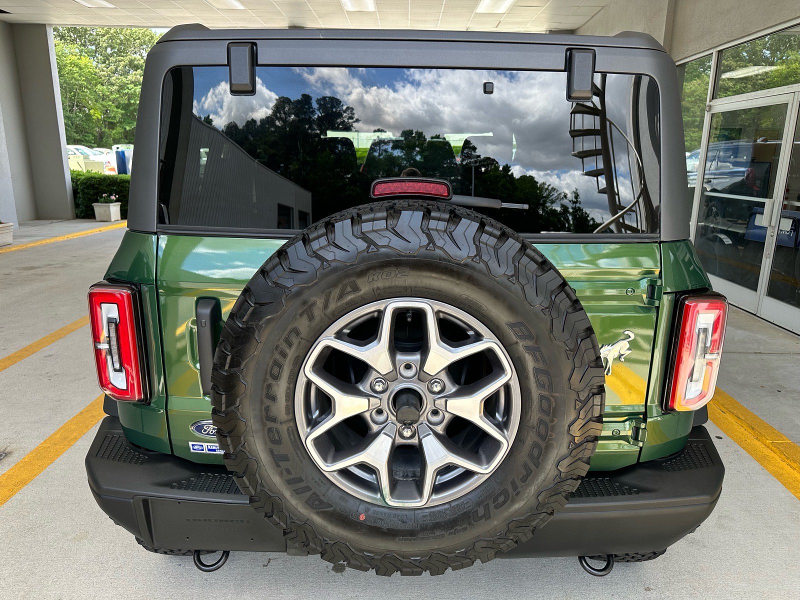 Certified 2025 Ford Bronco Badlands AWD/4WD image 13