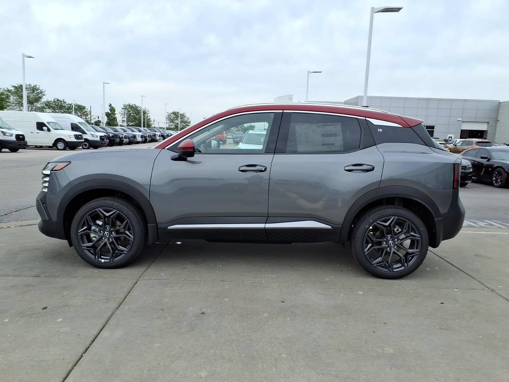 New 2026 Nissan Kicks SR FWD image 5