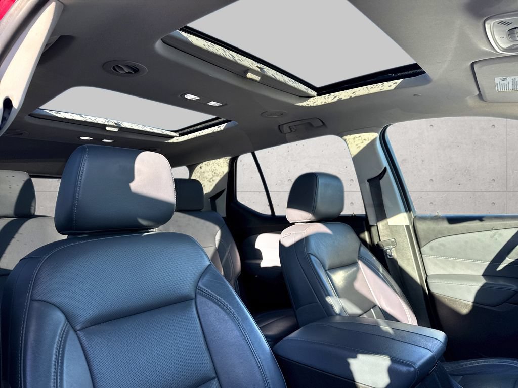 Used 2020 Chevrolet Traverse Premier FWD image 7