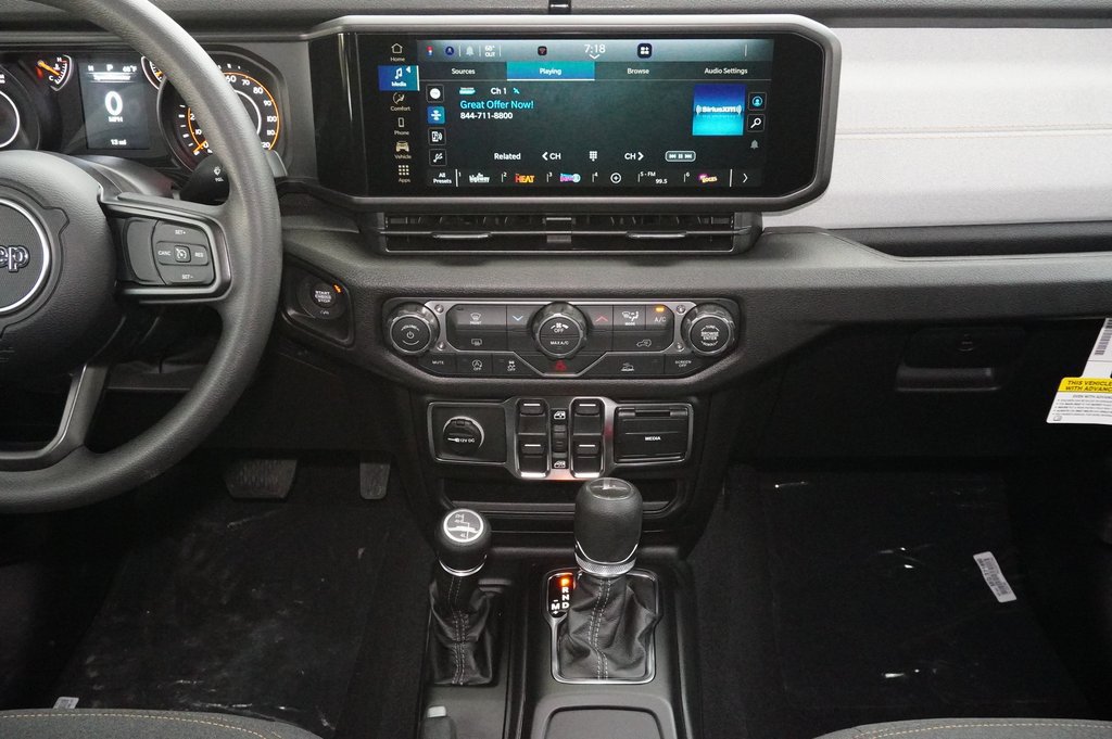 New 2026 Jeep Gladiator Sport AWD/4WD image 7
