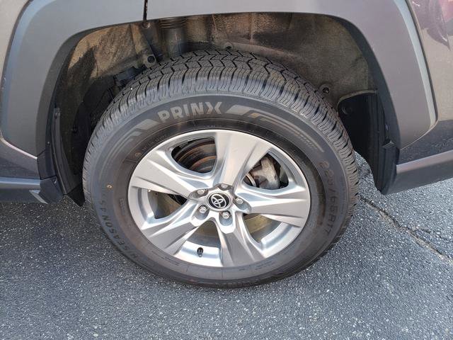 Used 2022 Toyota RAV4 XLE image 27