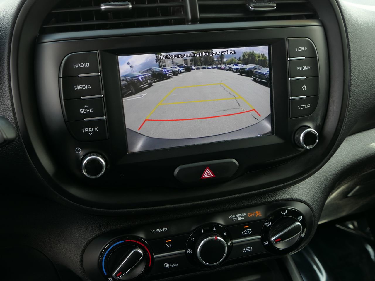 Used 2021 Kia Soul LX FWD image 18