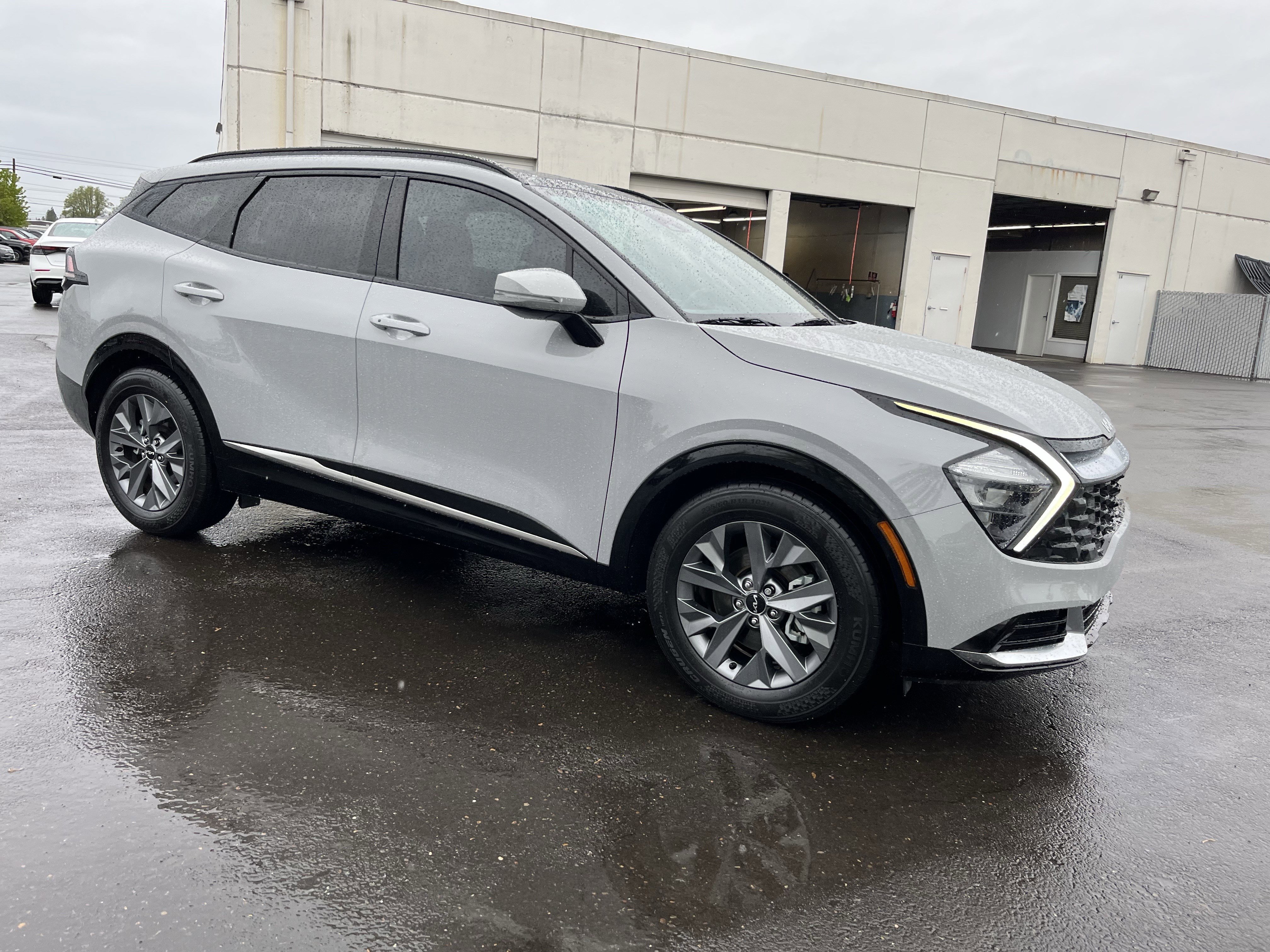 Used 2023 Kia Sportage SX image 7